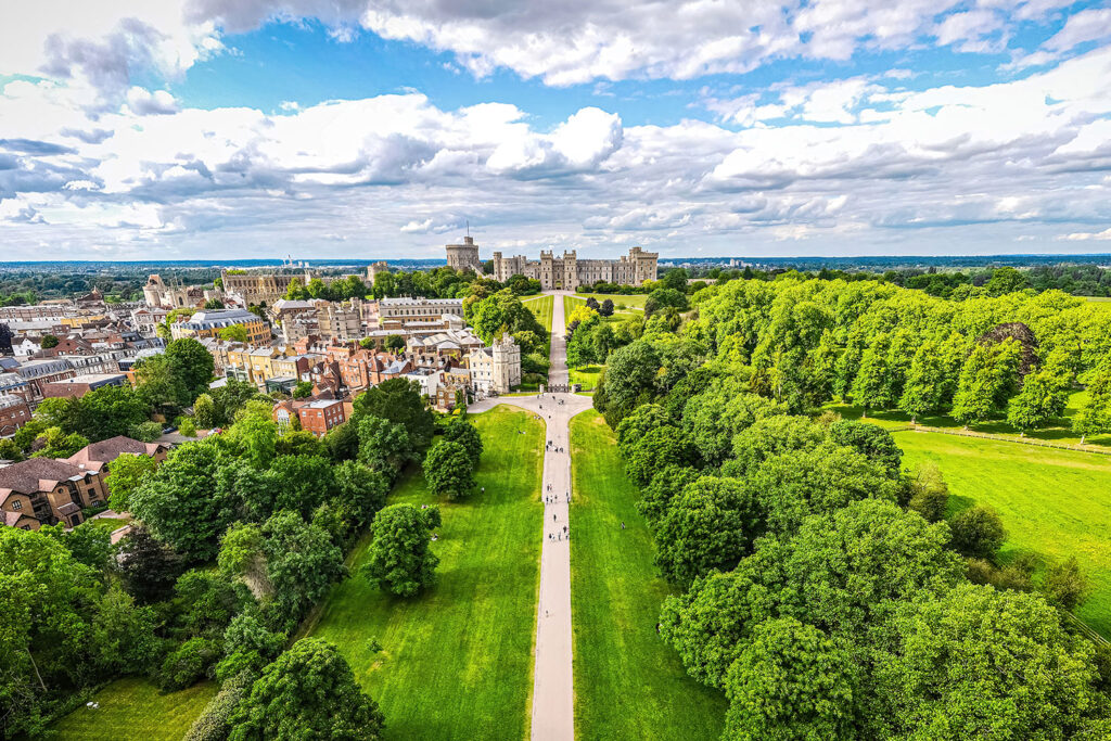 Zamek Windsor jest jednym z najczęściej odwiedzanych zamków w Anglii