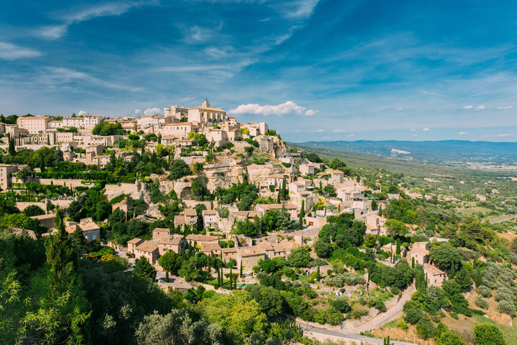 Miasteczko Gordes w masywie Luberon