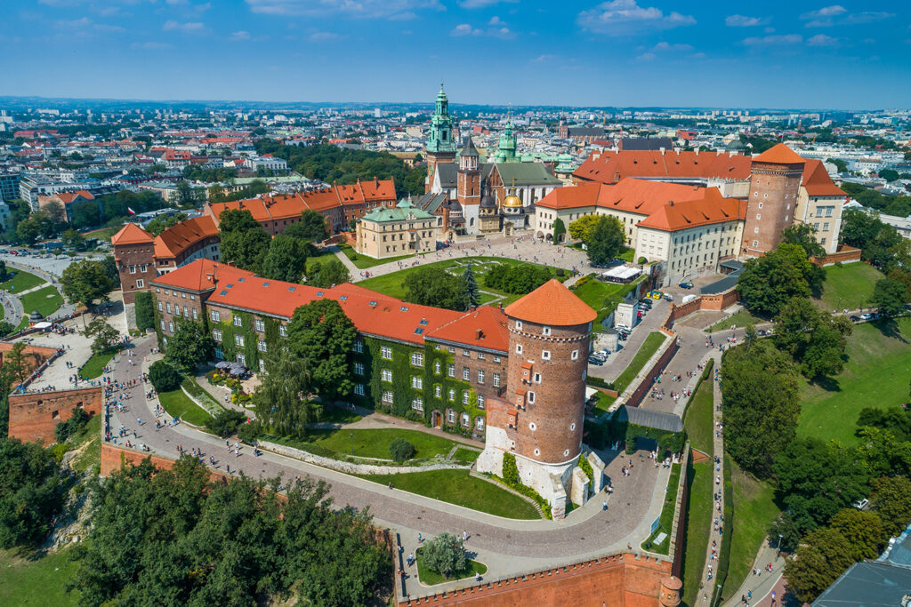 Spacer po drugim piętrze pałacu pokaże Wam gdzie odbywało się większość królewskich bali czy audiencji