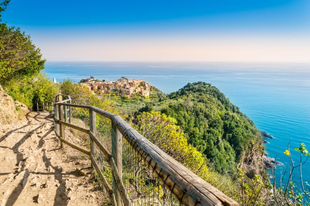 Szlak turystyczny przy Corniglii w Cinque Terre.
