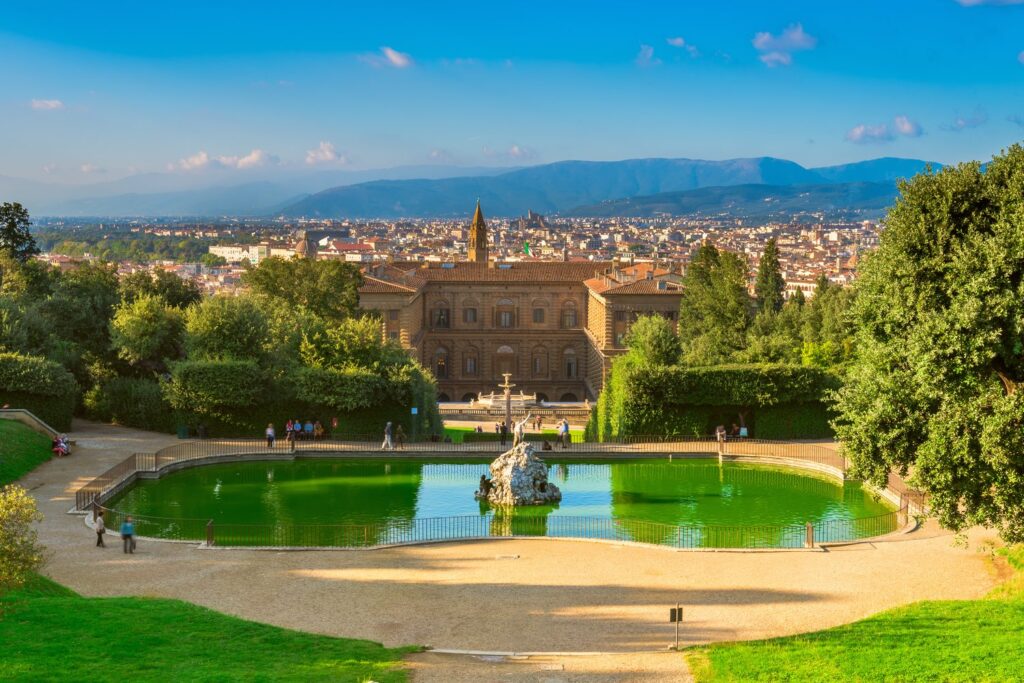 Palazzo Pitti i włoskie Ogrody Boboli we Florencji.
