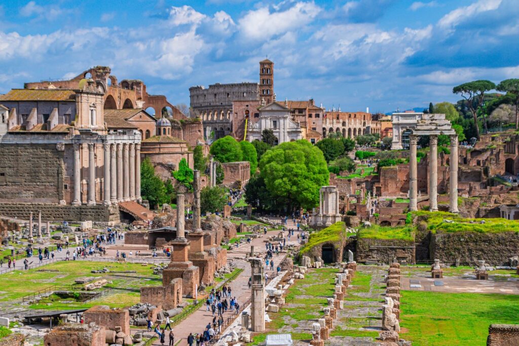 Forum Romanum w Rzymie.