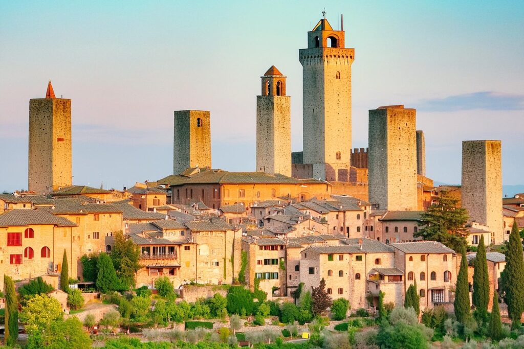 Panorama San Gimignano z charakterystycznymi średniowiecznymi wieżami.