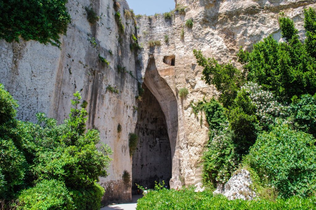 Ucho Dionizjusza w latomiach Parku Archeologicznego