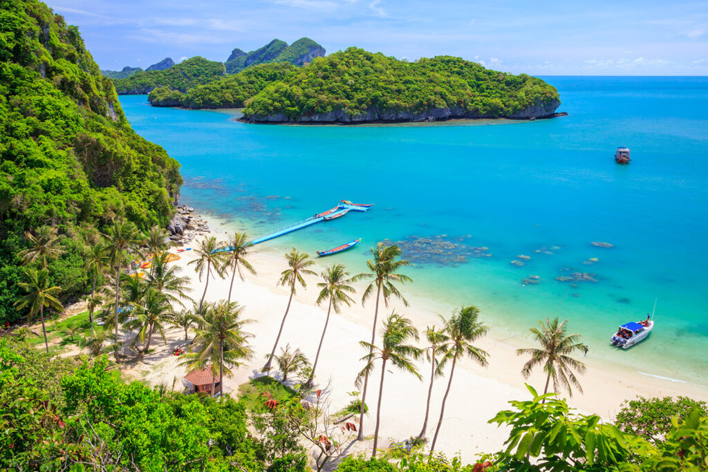 Choć główną atrakcją Koh Samui są jej plaże, na wyspie można też znaleźć inne ciekawe atrakcje.