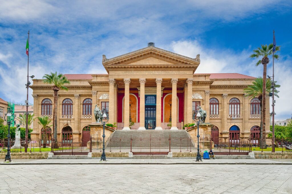 Teatro Massimo to największy gmach operowy we Włoszech