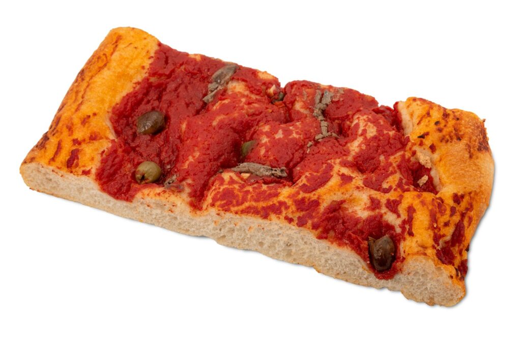Sardenaira to tradycyjna pizza z zachodniej Ligurii, której musisz spróbować w San Remo